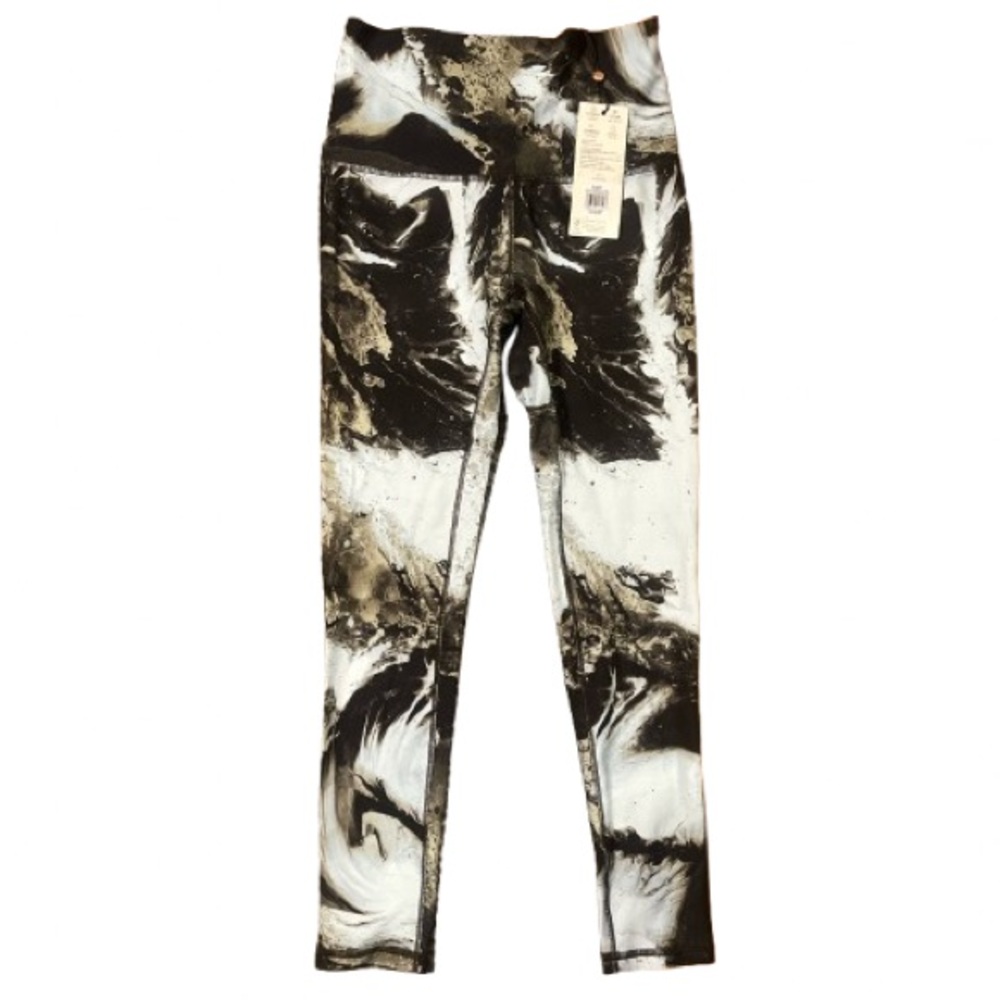 Alia Hazy Black and White Leggings